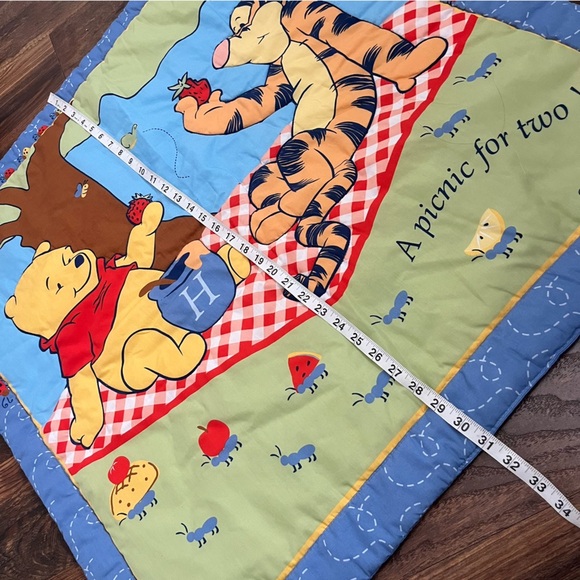 Vintage Winnie the Pooh Tigger Play Area Quilt Fun Activity Mat Blanket 31” Sqr - Picture 5 of 5